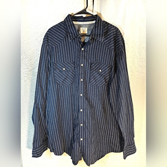 Old Navy Other - 2/$20 Old Navy XXL Classic Fit Cotton Snap Ls Shirt